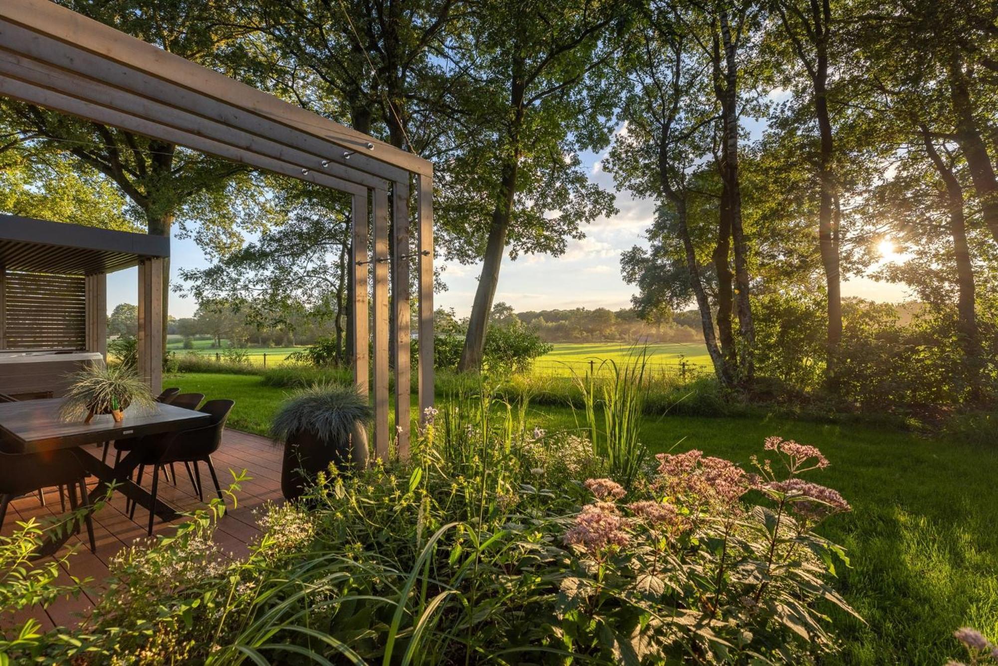 Zicht Op Twente - Spa Lodges Markelo Exterior photo