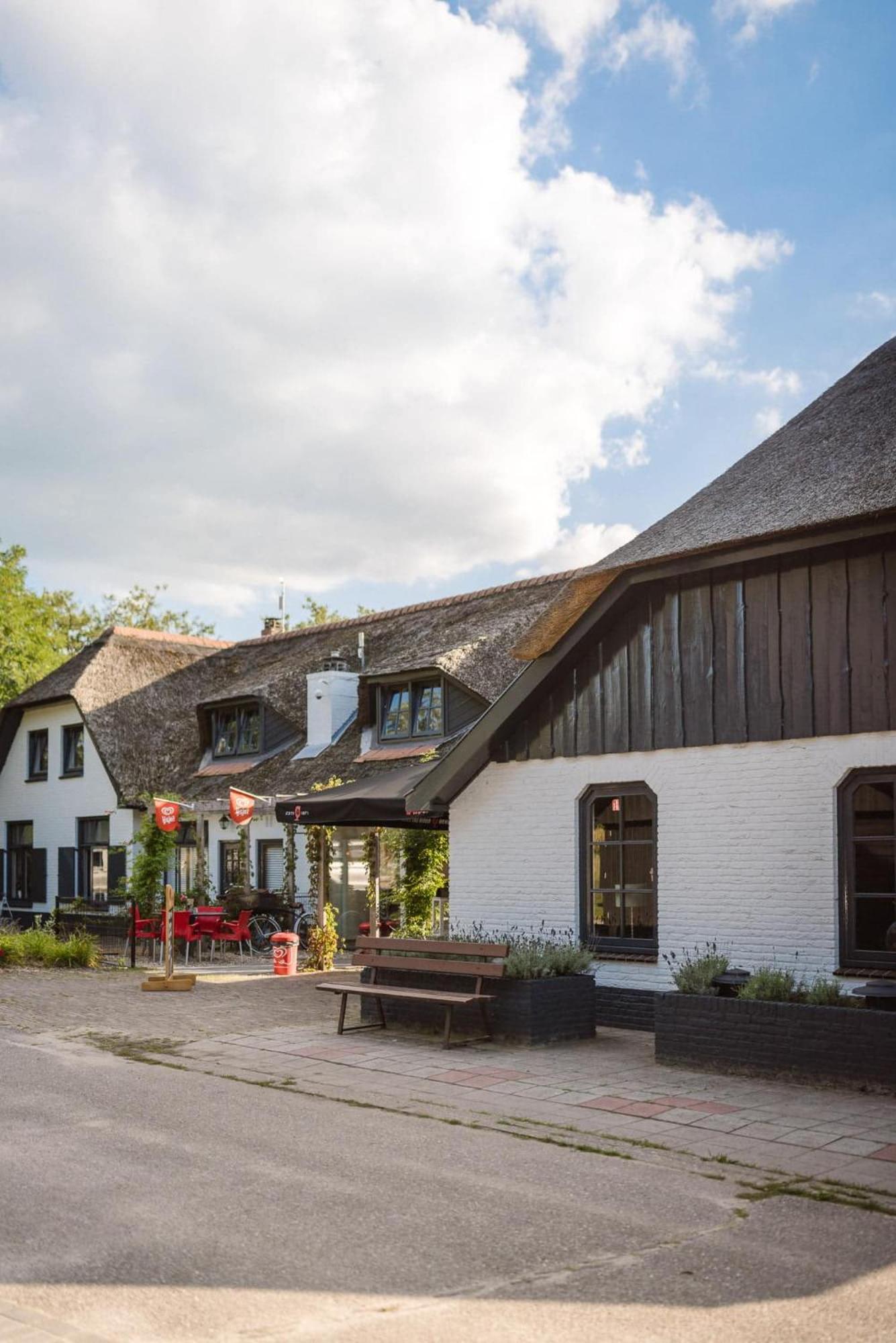 Zicht Op Twente - Spa Lodges Markelo Exterior photo
